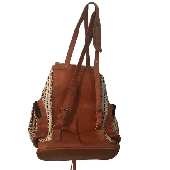 Natural 1990s Leather & Tribal BoHo Design Backpack Vintage Large - Picture 2 of 9